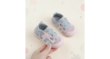 TinyRunner – Sportief & Ademend – Mesh Babyschoenen met Zachte Zool Roze / 17 | Educatief Speelgoed