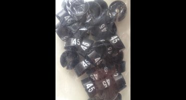 MB zwart/wit 45 voor op kledinghanger