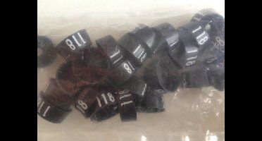MB zwart/wit 118 voor op kledinghanger