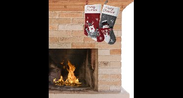 HI Decoratie kerstsokken - setje van 2x st - H45 cm - velvet polyester - Merry Christmas
