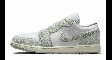 Jordan 1 Low SE Seafoam