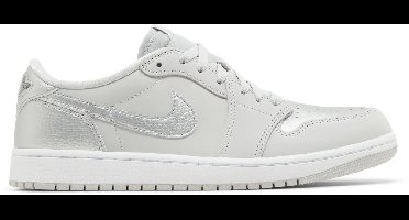 Nike Nike Air Jordan 1 Retro Low - Unisex - Sneaker - Grijs/Zilver