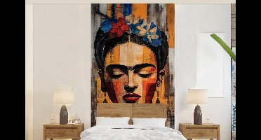 Behang - Fotobehang Portret - Vrouw - Bloemen - Breedte 120 cm x hoogte 240 cm