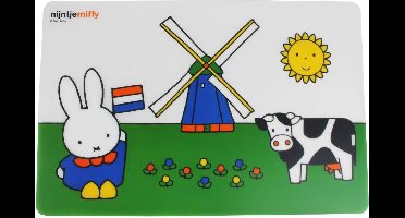 Placemats Nijntje in het weiland - 44 x 29 cm - Ontbijt diner en knutselen onderleggers - pvc