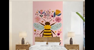 Behang - Fotobehang Bij - Geel - Bloemen - Kleurrijk - Breedte 120 cm x hoogte 240 cm