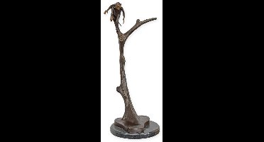Bronzen beeld - Aap in de boom - op marmer - 64,3 cm hoog