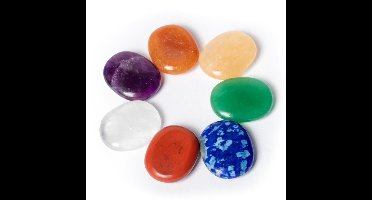 7 chakra zorgenstenen mini (±2cm) knuffelstenen in kado zakje