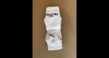 Jordan x Supreme Crew - Sokken - Maat 46-50 - Wit - Jordan - Sport - Unisex Sokken