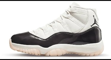 Jordan 11 Retro Neapolitan (Women's)