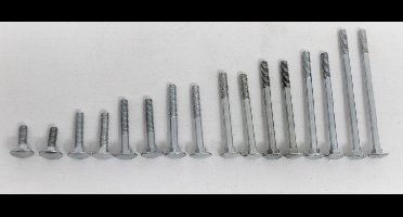 Slotbouten met moeren - slotbout met moer - 8 x 60 mm - 18 stuks