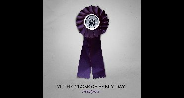 At The Close Of Every Day - Troostprijs (CD)