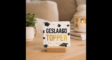 Decoratie tegel met tekst - Geslaagd topper - keramisch - 10x10 cm - inclusief houder