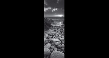 Kunstdruk Helen Dixon - Rocky beach at sunset 33x95cm