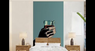 Behang - Fotobehang Arm - Glas - Pak - Blauw - Breedte 120 cm x hoogte 240 cm