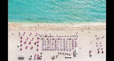 Komar Pure | pink umbrella | strand | fotobehang op vlies 400x250cm