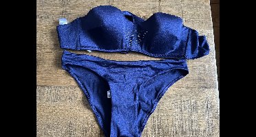 Emporio Armani bikini set maat XS