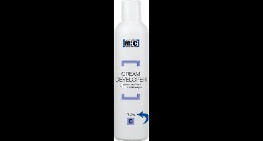 M:C Crème Ontwikkelaar Universeel 4.0% 250ml
