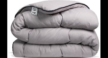 Avenue - Luxe en makkelijk dekbed zonder overtrek – Hoesloos 2 persoons dekbed 200x200 cm – Anti-allergisch & hygiënisch – Wasbaar op 60°C – Wolkenzacht en soepel – Taupe/grijs – All Year comfort zomerdekbed & winterdekbed