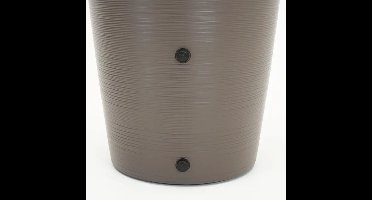 Vita - Regenton Gobi met vulautomaat - Bruin - Inclusief vulautomaat met boor bitje - Met bloempot - Met Gardena koppeling kraantje - Lichtgewicht - Breukbestendig - Vorstbestendig - UV-bestendig - 240 Liter inhoud - Makkelijke installatie