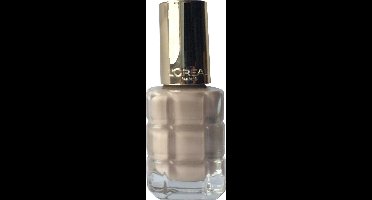 L'Oréal Color Riche a L'Huile Nagellak - 663 Sable Tuileries