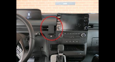 Proclip Hyundai Staria 22- Center mount