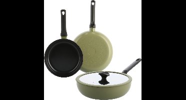 BK Enjoy Pannenset 3-delig - 24/28cm - 3.4L - PFAS-vrije antikleeflaag - Pannenset inductie - Keramische pan - Ovenbestendig tot 220°C - Hapjespan 28cm met deksel - Koudgrepen - Met glazen deksel - Olijfgroen