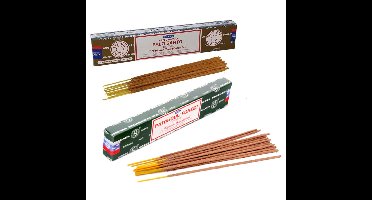 Satya Wierook cadeaus set - 2x geurstokjes - Palo Santo en Patchouli Forrest geur - Meditatie