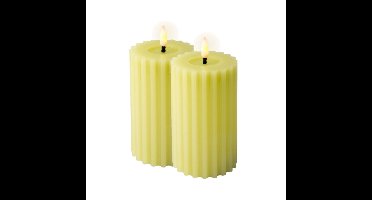 Lumineo LED kaars/stompkaars - 2x - groen ribbel- D7,5 x H15 cm -timer