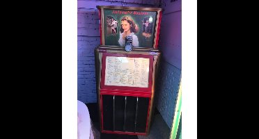 Automatic Hostess By Ami Machine - Origineel