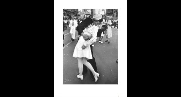 Kunstdruk Time Life - War Time Kiss 60x80cm
