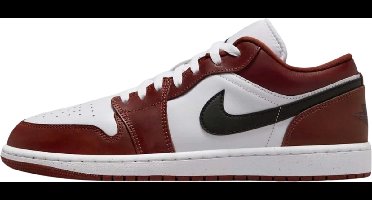 Jordan 1 Low SE Dark Pony