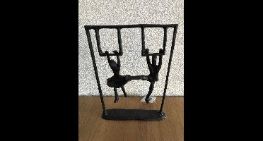 Gifts Amsterdam Beeld Swing 19 Cm Staal Zwart