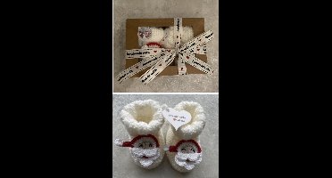 Kerstman | Gebreide babyslofjes | Handgemaakt | Lerstcadeau