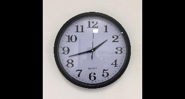 Wandklok QUARTZ ZWART Modern Design