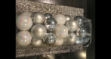 30 stuks Kerstballen Wit/Zilver 6cm onbreekbaar