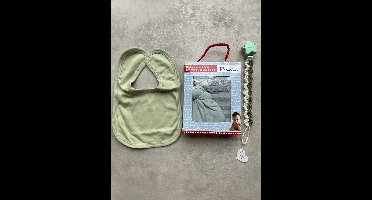 Maminobaby.nl Babygeschenkset jongens | Rompertje | Sokjes | Knuffelpopje | Slabbetje | Handmade Speenkoord | Kraamcadeau | Baby shower