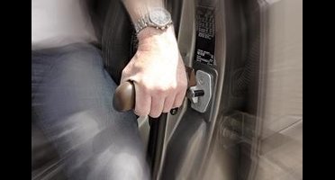 Uitstaphulp voor de auto - Adhome