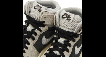 Air Jordan 1 Zoom CMFT 2 Sneaker Neutral Grey Black Schoenmaat EU : 40.5