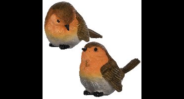 Tuin of huis deco vogels setje van 2x beeldjes roodborstjes 11 cm